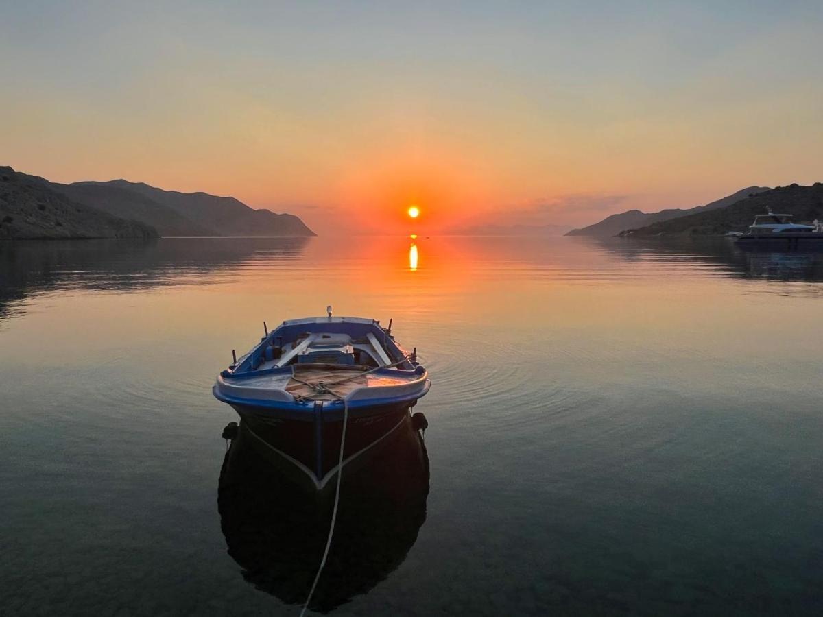 Symi . Villa Calme Dış mekan fotoğraf